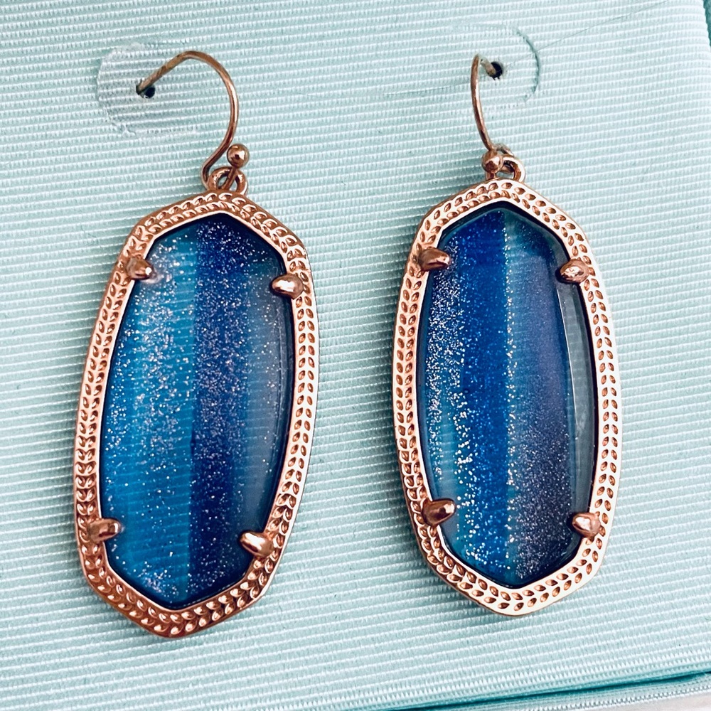 Sparkle Blue Kendra Scott Smaller Dangle Earrings(Dani) set in Rose Gold